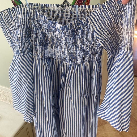 Zara short dress with bell sleeves small - Picture 11 of 13